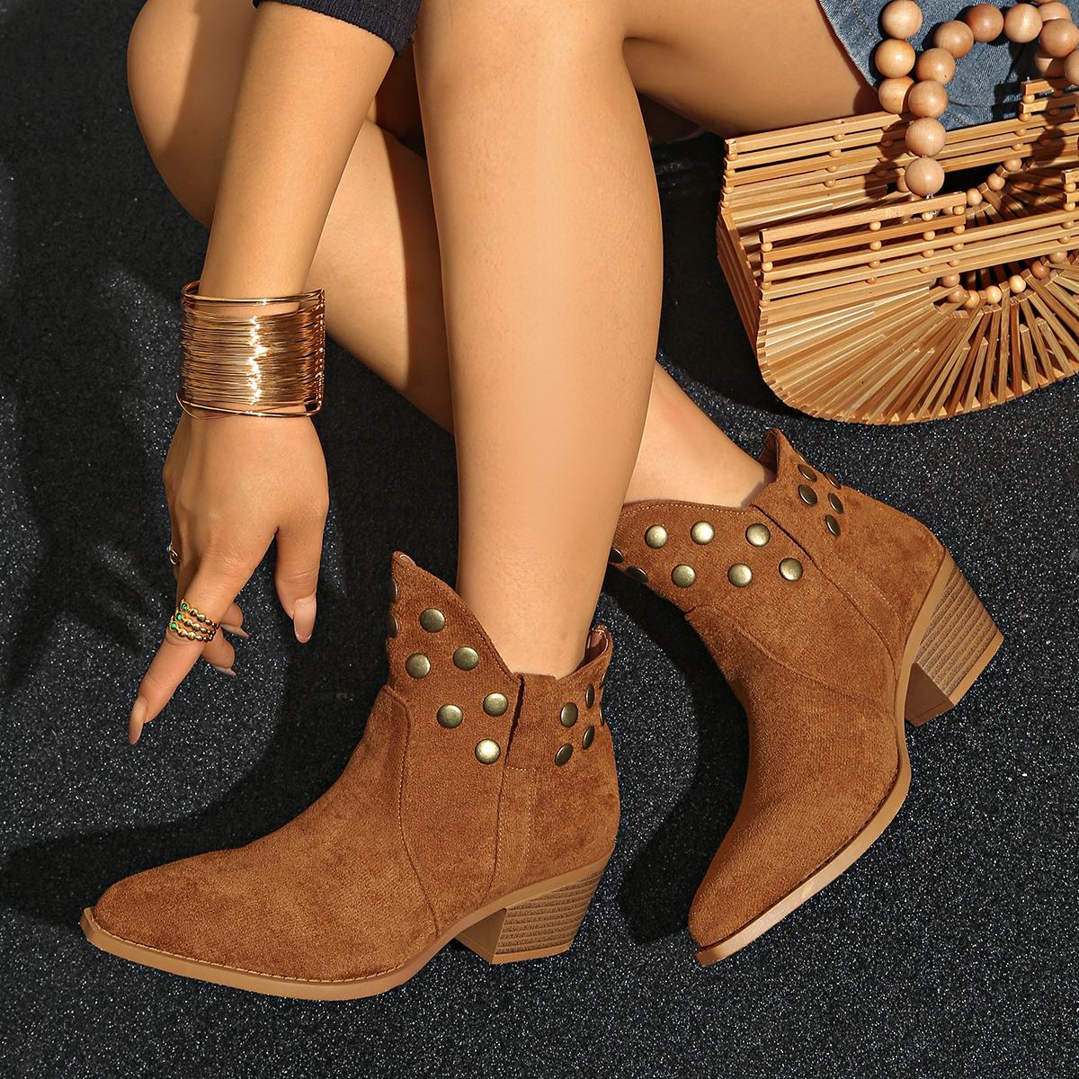 

New Handmade Brand Leather Boots Women Low-Heels Pointed Toe Rivets Ankle Boots Party Botas De Mujer Short Boots 42 коричневий