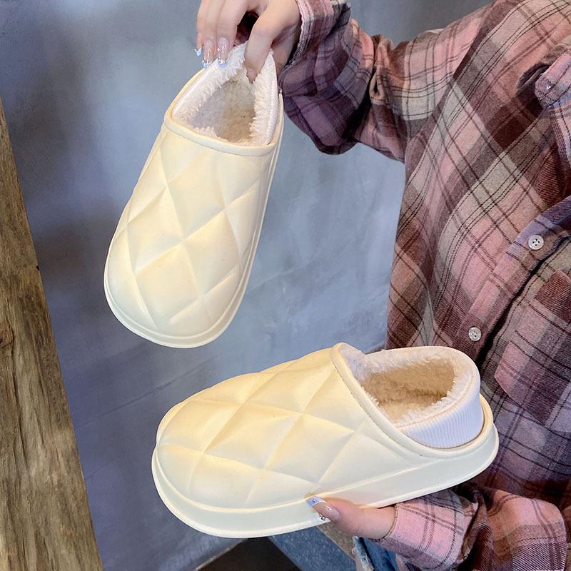 Women's Plush Cotton Winter Slippers with Heels & Men's Thick-Soled Soft Home Slippers for Outdoor Wear