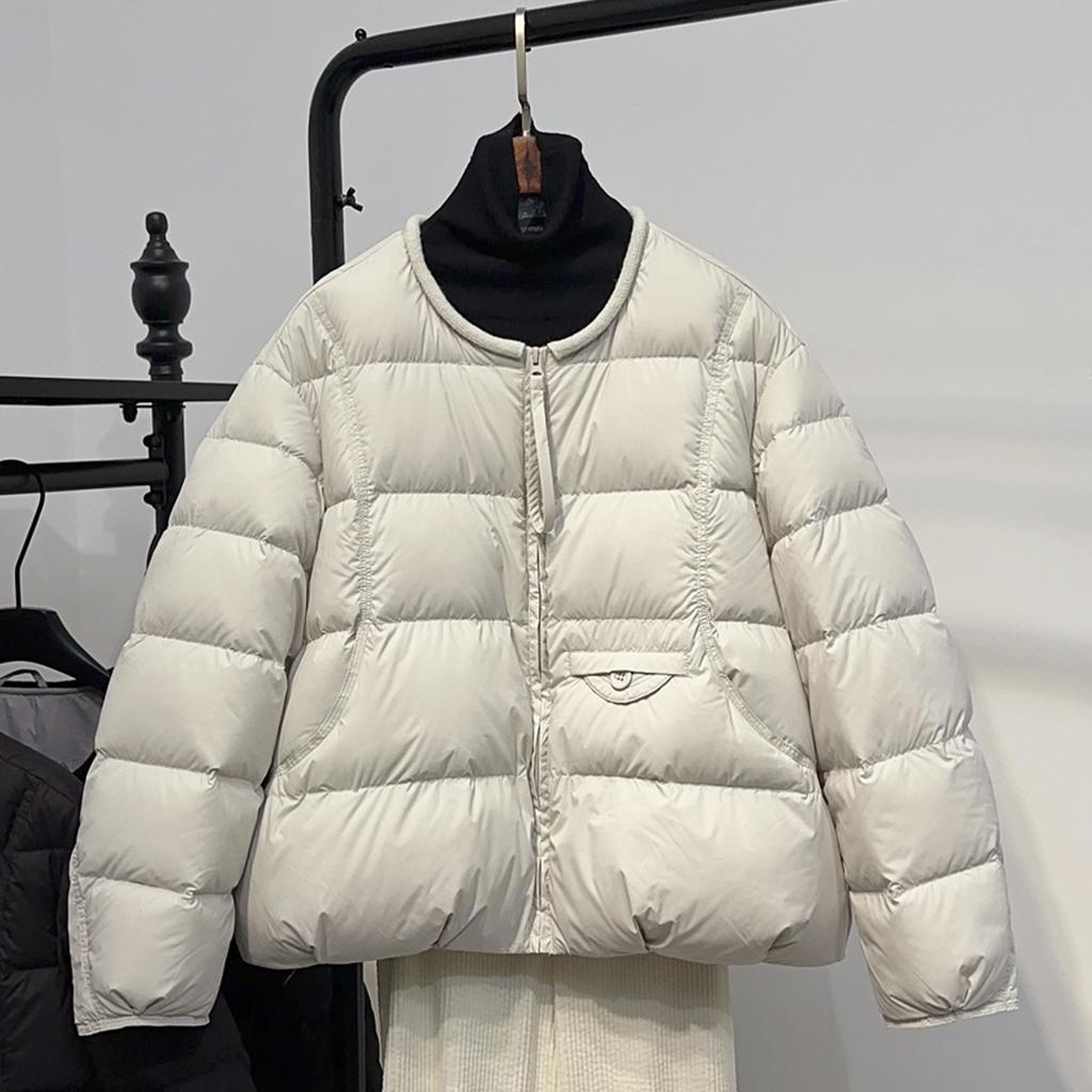 Winter duck down 2025 Korean new short round neck light down jacket women's fashion and fashion