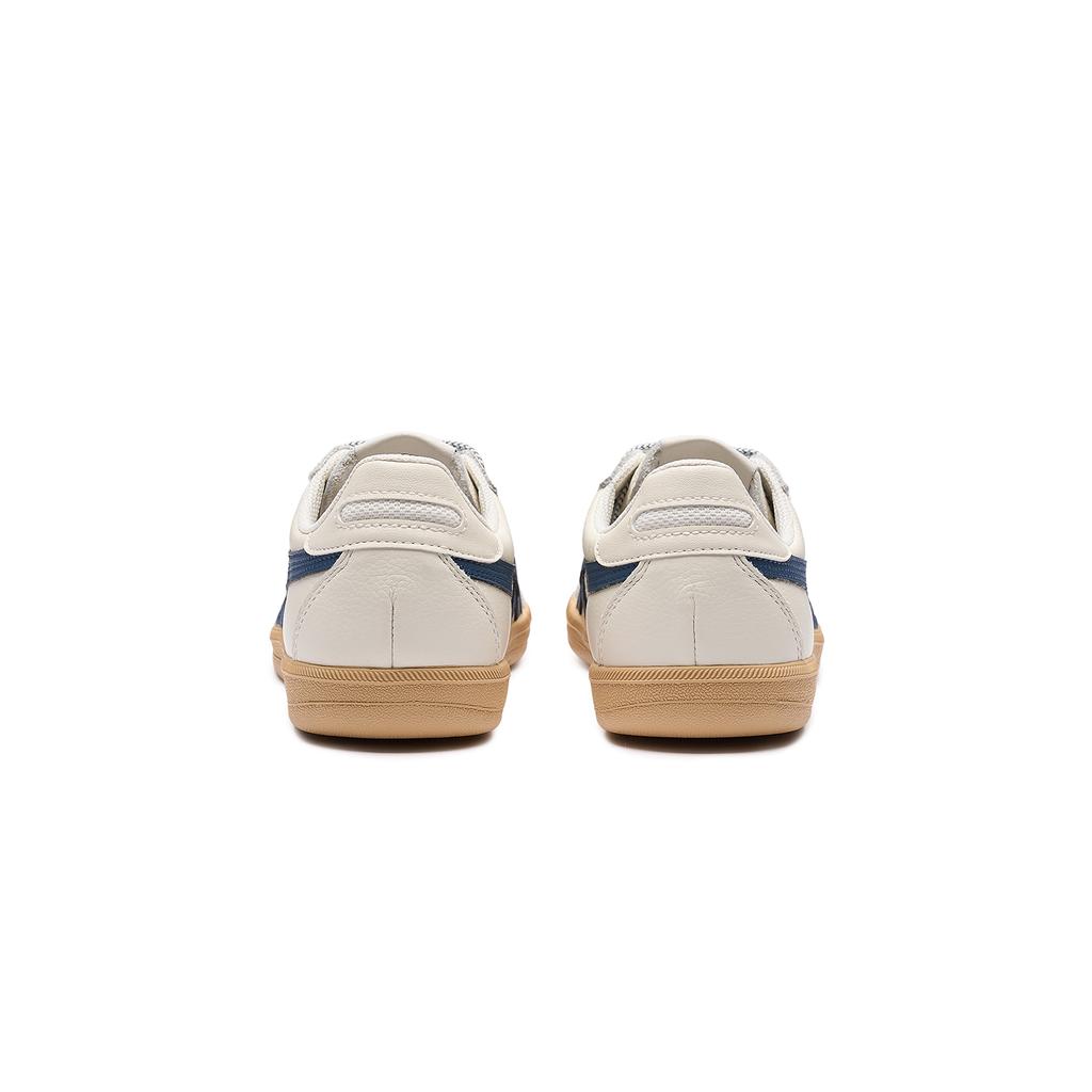 Onitsuka Tiger Tokuten Blue Caramel Low top German Army Trainers Unisex White 1183B938-104