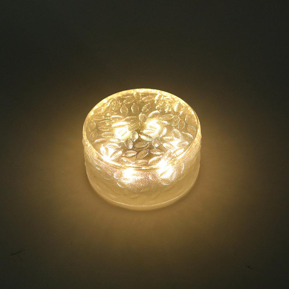 Waterproof Solar Outdoor Villa Courtyard Lamp: Ice Brick Design for Gardens and Balconies