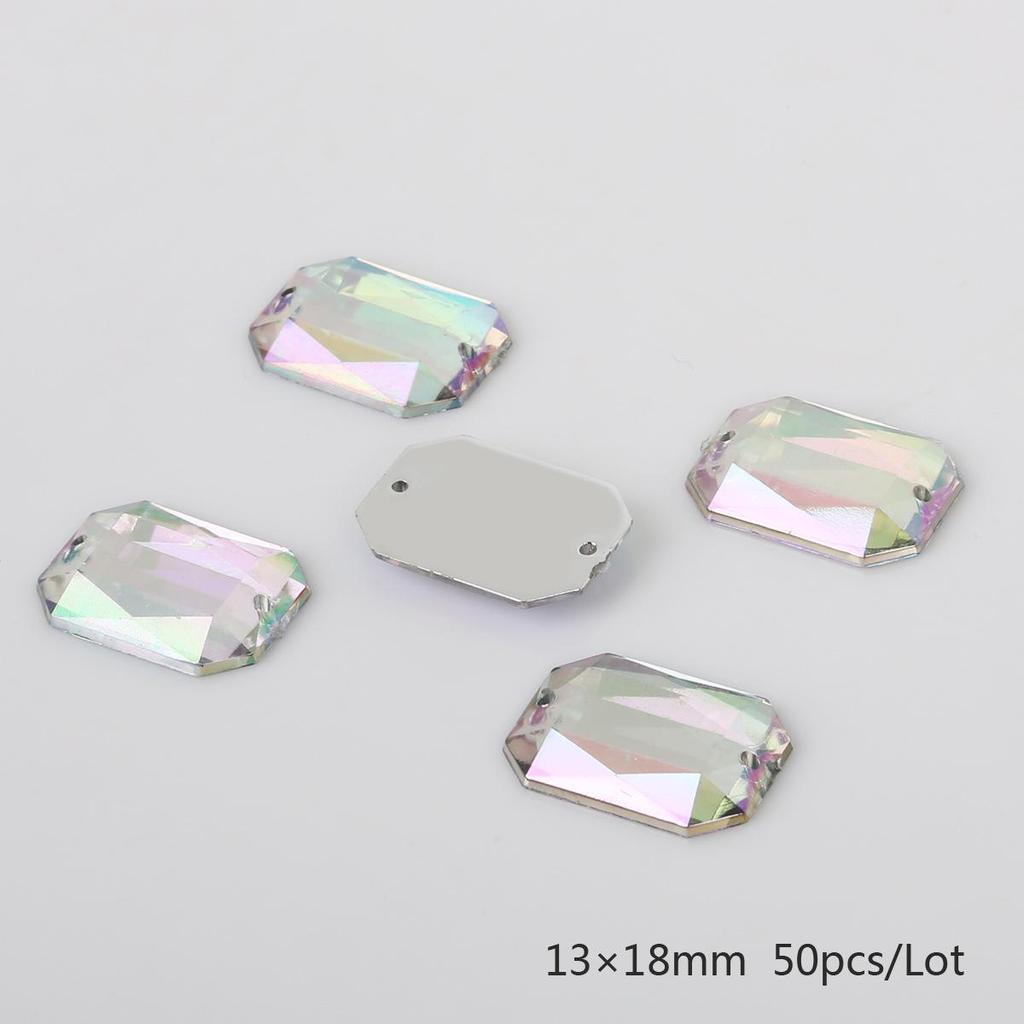 Kulaté mnohostranné akrylové kamínky s plochou zadní stranou a dvěma otvory pro DIY šperkové doplňky