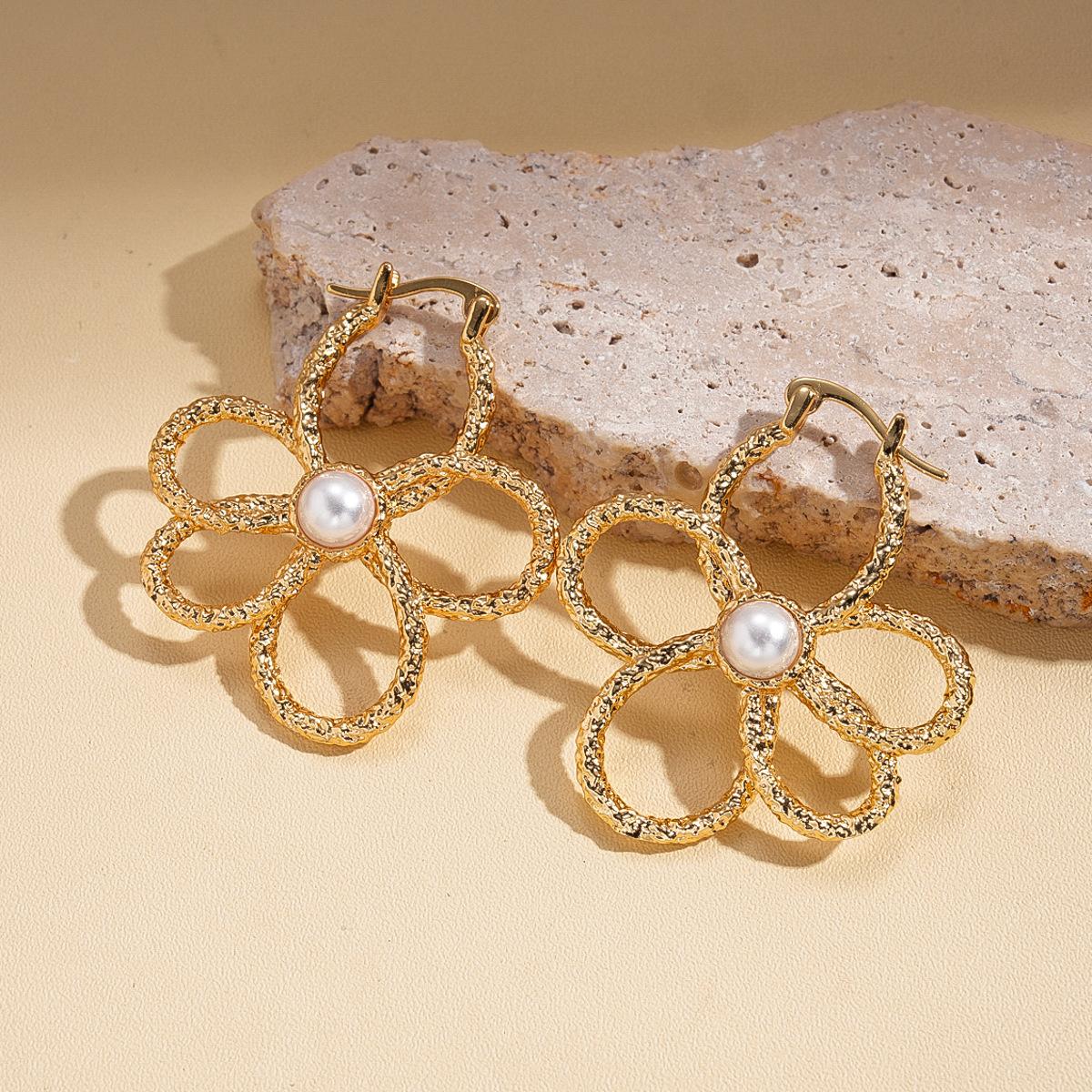 Металлическая имитация жемчуга полая цветочная плиссированная серьга-гвоздик темпераментные универсальные серьги