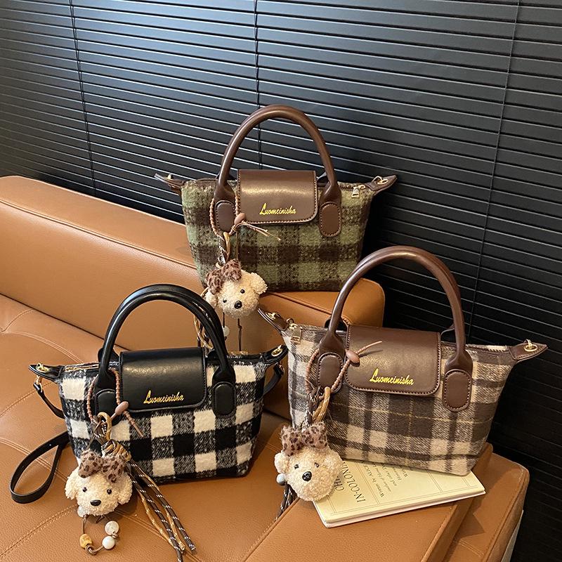 Women's Plaid Crossbody Mini Handbag - Niche Autumn/Winter Design