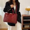 Luxury Crocodile Pattern PU Leather Shoulder Bag for Women Large Capacity Top-Handle Crossbody Tote Sac