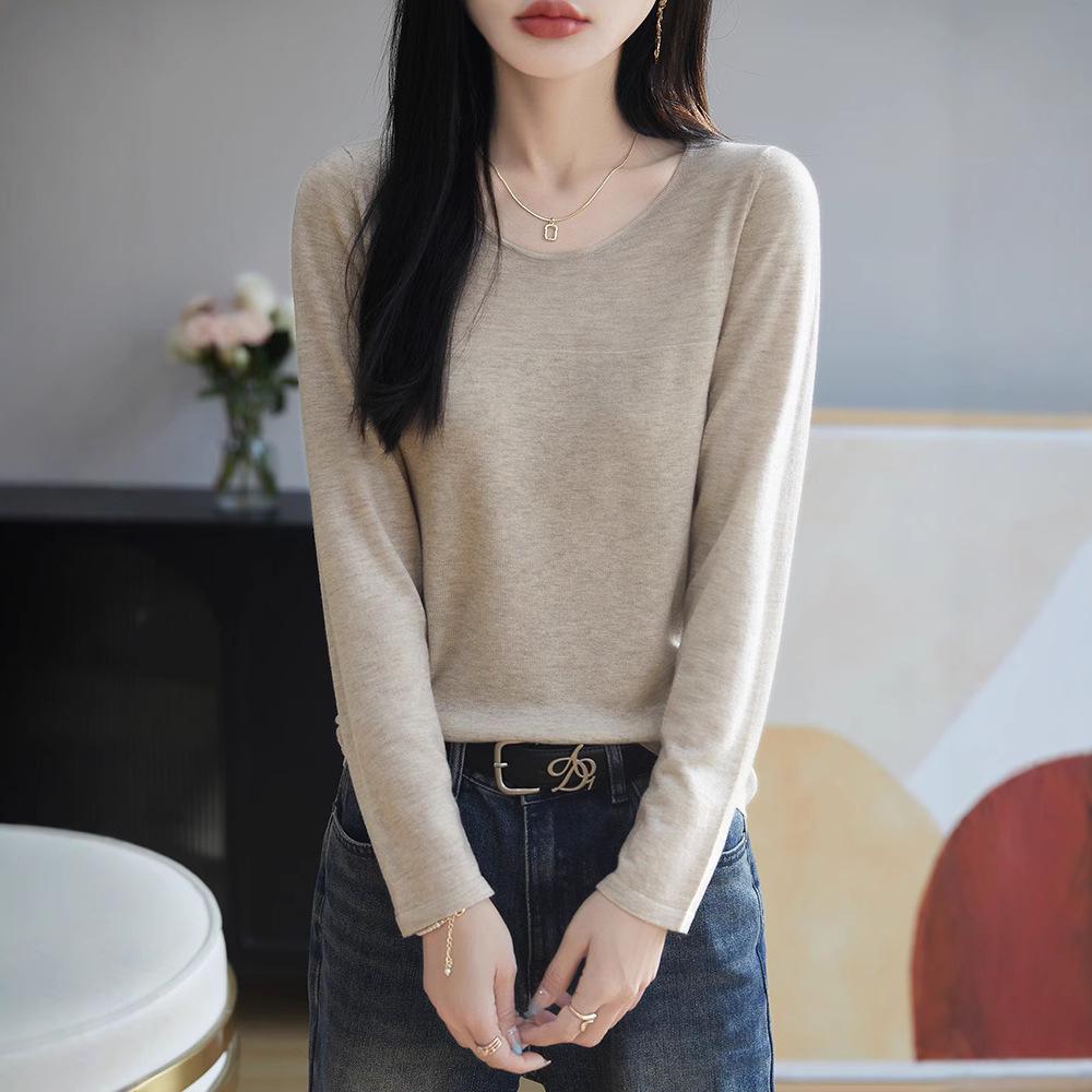 Women's Fine Wool Slimming Crew Neck Long Sleeve Knit Pullover Sweater