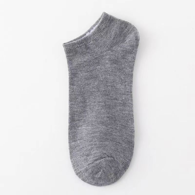 Men's Spring and Summer Thin Leisure Sports Soft and Comfortable Low Top Solid Color with Shallow Mouth Short Cotton Socks