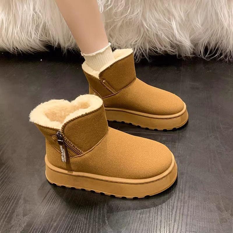 Shoes Snow Boots Women's 2025 Winter New Fashion Versatile Platform Bread Shoes Fleece Thickened Snow Cotton
