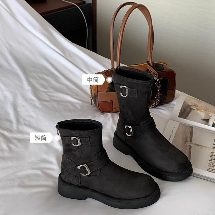 Spot Second Hair! Grape Mother Same Shoes Retro Locomotive Buckle with Round Head Thick Sole Heightening Medium Tube Short Boots Autumn and Winter Wom