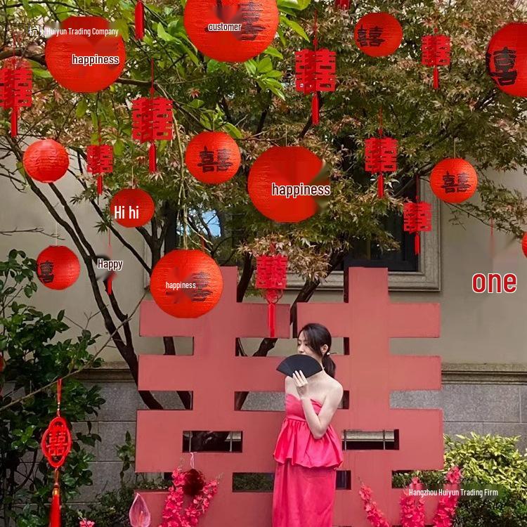 Outdoor Red Lantern Pendant for Rural Wedding Decor