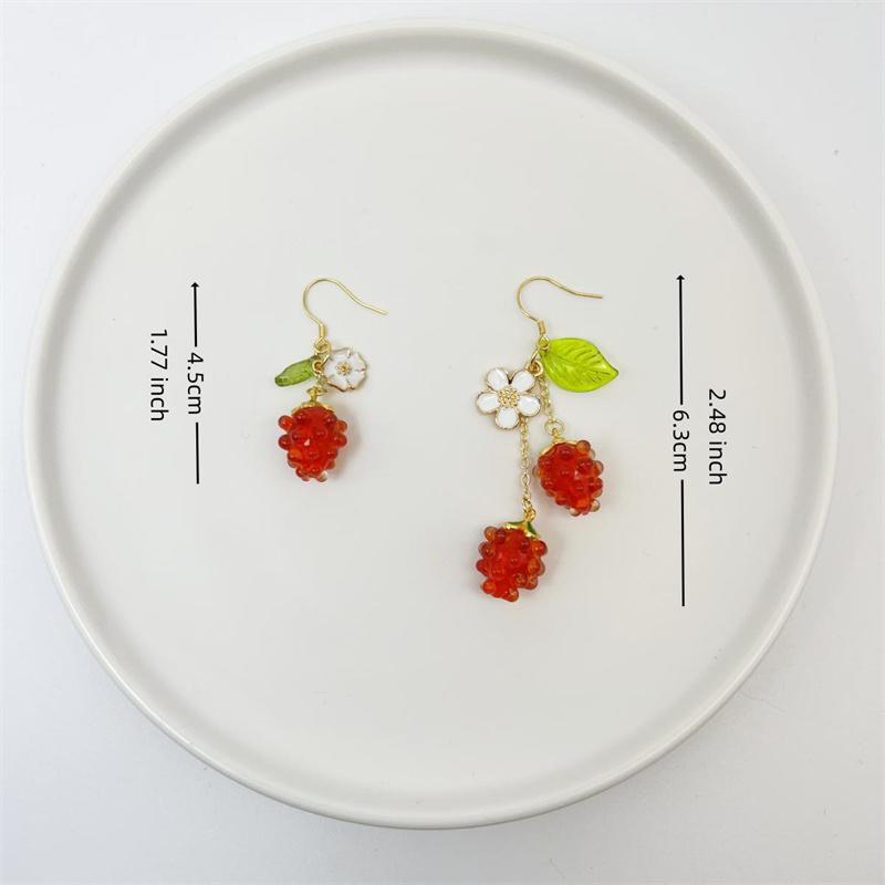 Encantadores Pendientes Pequeños de Frambuesa para Mujer Hojas Verdes Flor Blanca Fruta de Baya Roja Pendientes Joyería de Verano para Niña Dulce Regalo
