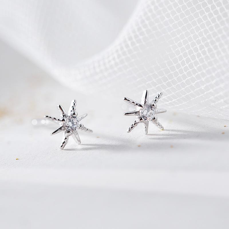 

Новая корейская версия супер флэш изысканные восьмиконечные серьги-звезды звезда женщины супер фея