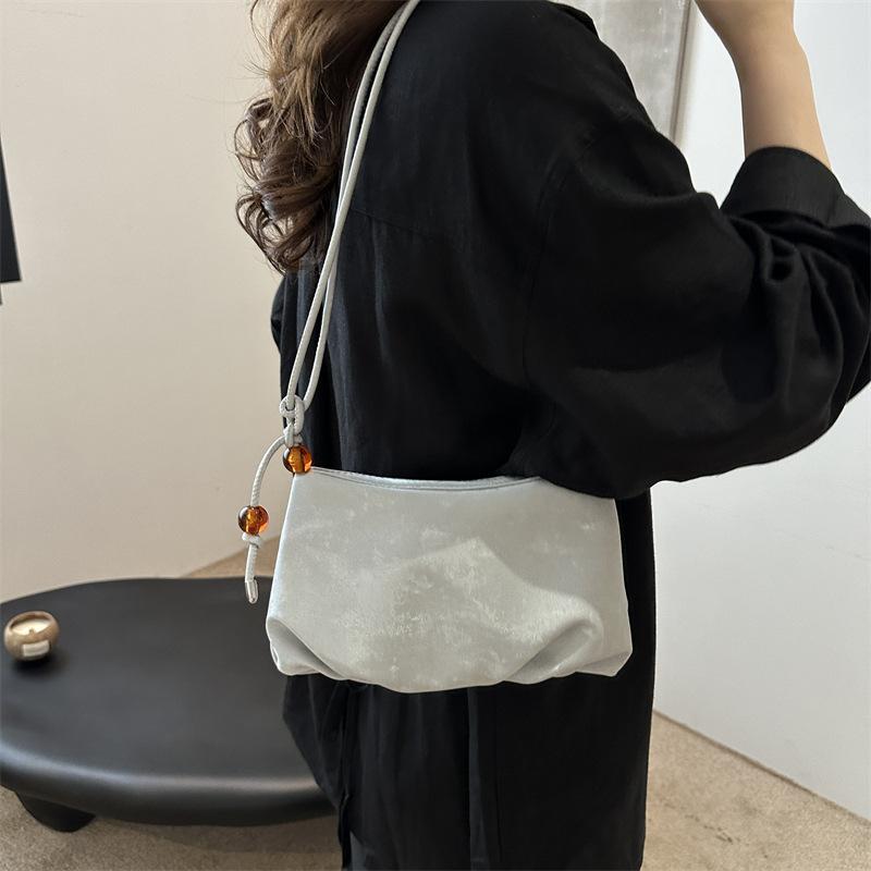 Moda Nova Primavera e Verão Personalidade Bonita e Elegante Bolsa Amassada Quadrada Pequena Estilo para o Trabalho Textura Diagonal Bolsa Feminina