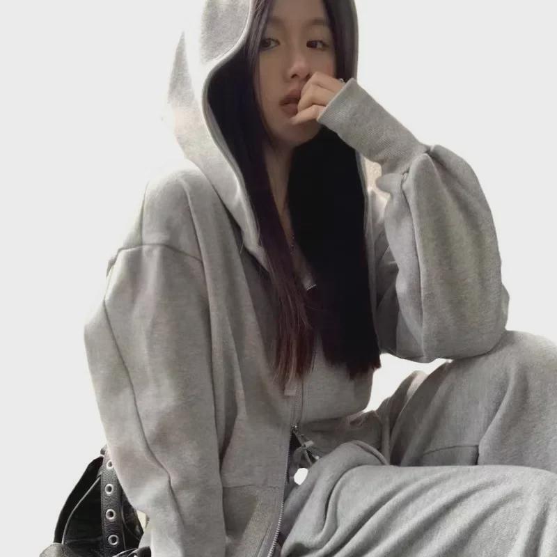 Women's Casual Sports Suit, 2025 Spring/Autumn: Korean Style Wide-Leg Pants & Slim Sweater Two-Piece Set