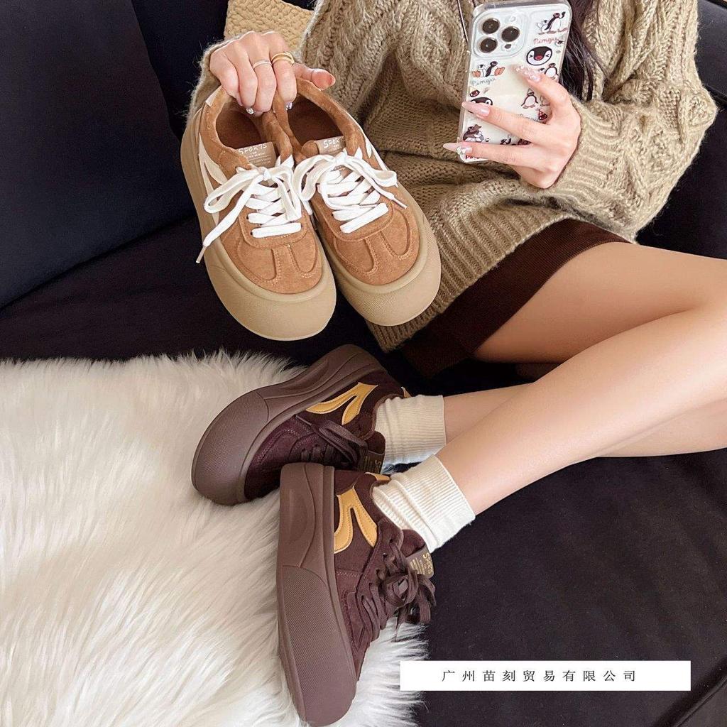 Chaussures de sport décontractées et légères pour femmes, style rétro, niche, velours chaud, deux cotons, semelle épaisse muffin