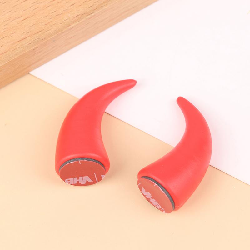 2 szt. Silikonowe Rogi Diabła Uszy Kota Dekoracja na Kask Motocyklowy Dirt Bike Uniwersalna Dekoracja Motocykla Roweru Naklejki na Kask