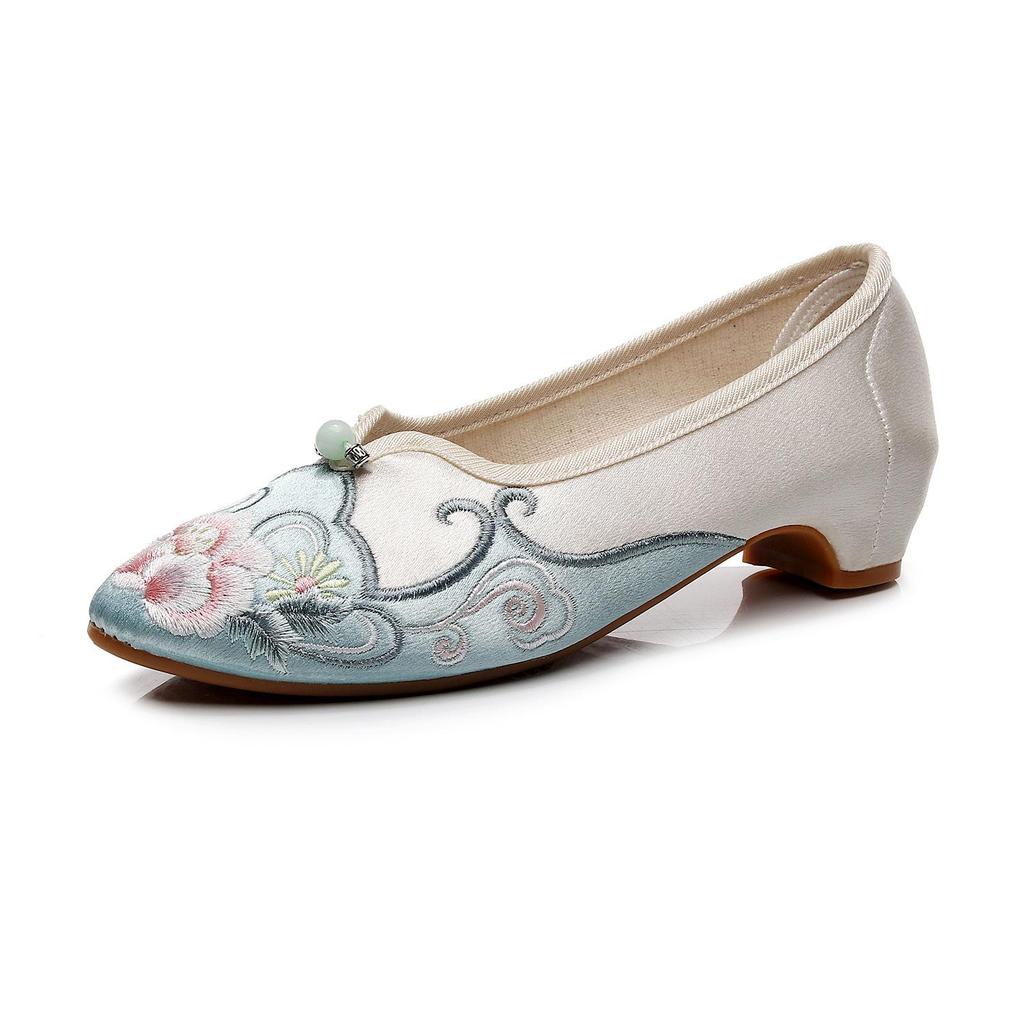 2024 Spring Chinese Style Embroidered Cheongsam Dance Shoes for Women
