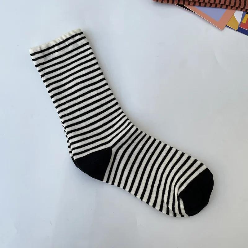 Retro Striped Women Socks Medium Tube Socks Spring and Autumn Cotton Women Long Socks Japanese Fashion College Style Women Sox