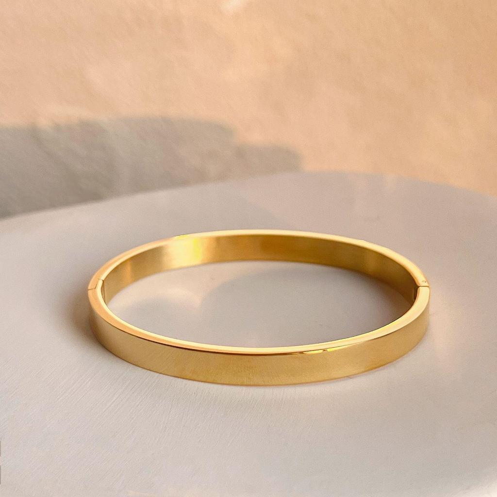 European and American 18K Gold-Plated Titanium Steel Stacking Bracelets with Zircon Detail