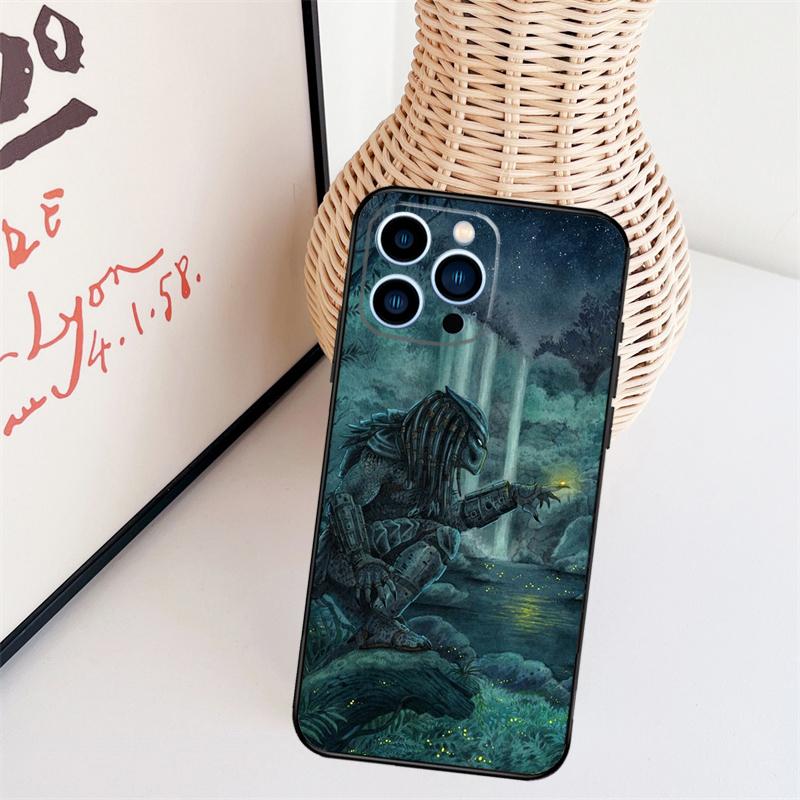 Alien Vs Predator Phone Case For iPhone 17 Pro Max 16 15 11 12 13 14 Pro Max Mini 15 16 Plus 16e 17 Air Cover