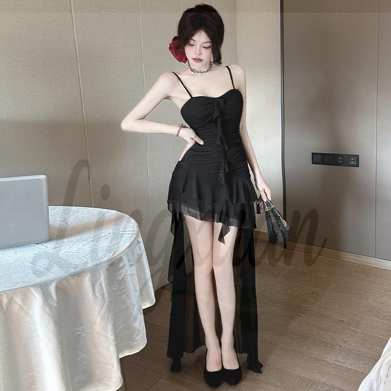 

Elegant Low-Cut Tassel Camisole Dress: Accentuates Figure, Defines Waist, Perfect for Trendy Evenings. Small чёрный