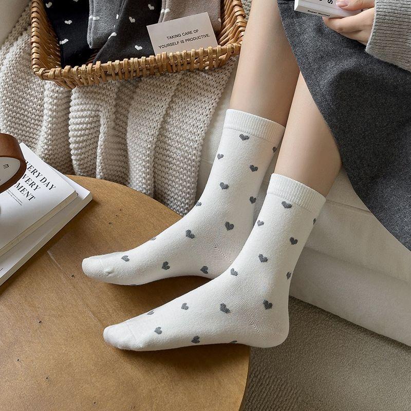 Spring and Autumn Trendy Mid-calf Socks for Girls, Pile Socks, Casual and Versatile Long Socks for Girls