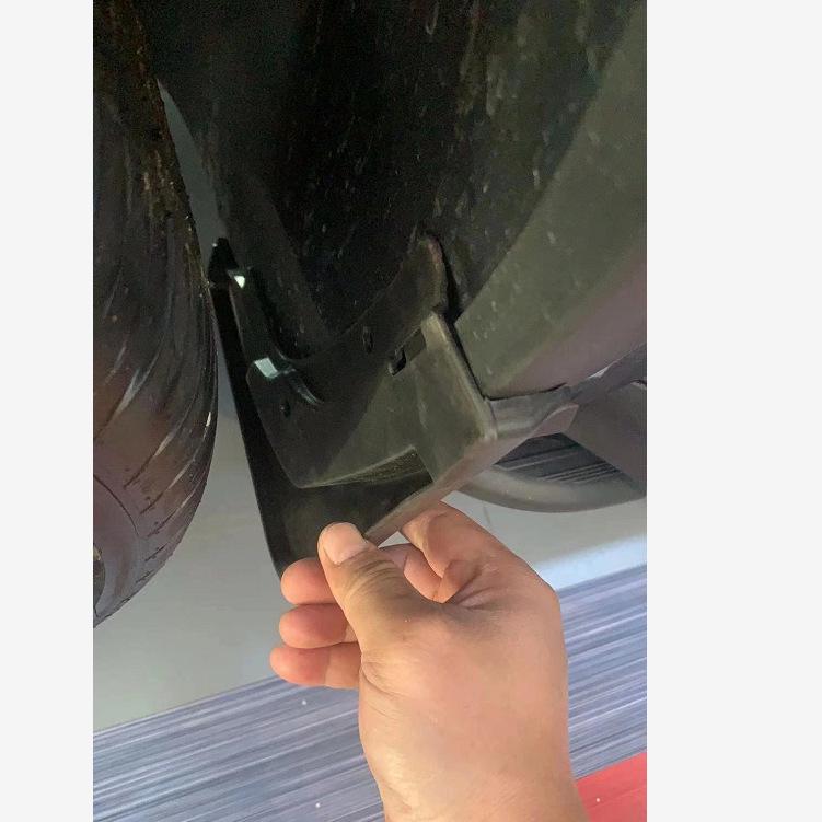 Tesla Model Y Mudguards: Cross-Border Car Modification Tire Flaps