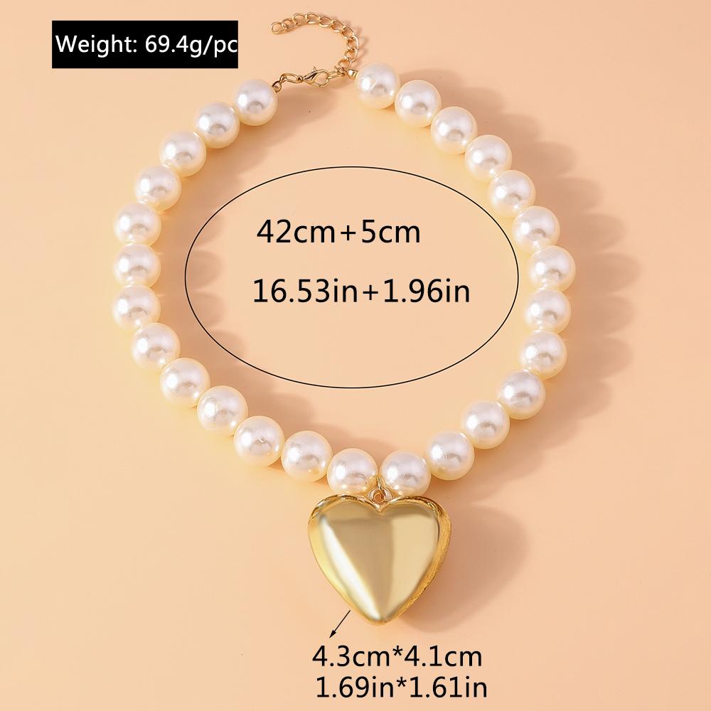 Exaggerated Imitation Pearl Beads Necklace for Women CCB Big Heart Pendant Choker Necklace Jewelry Gift