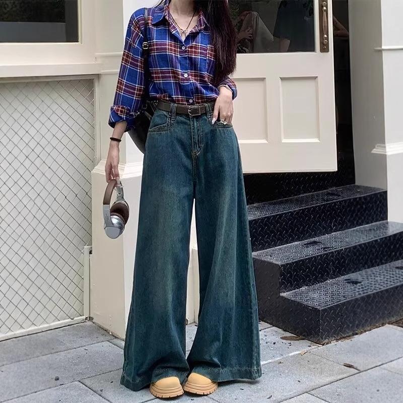 

2025 Autumn/Winter Women s Plus Size Retro Loose Slimming Wide Leg Floor-Length Jeans 4XL