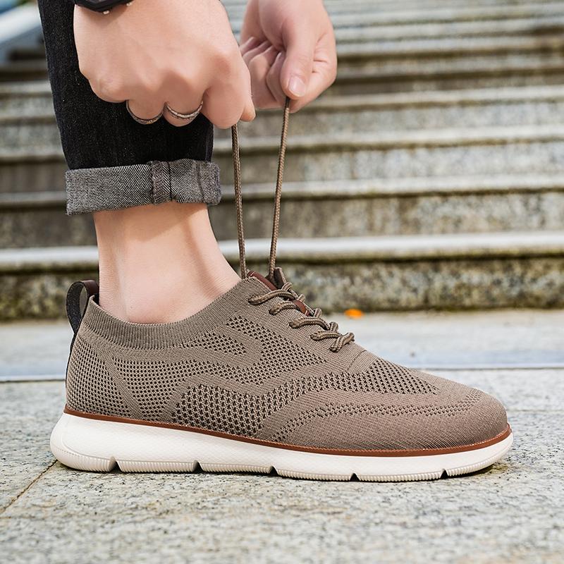 Fashion Retro Style Men's Casual Shoes Lightweight Knitted Walking Shoes Breathable Mesh Outdoor Traveling Flat Shoes