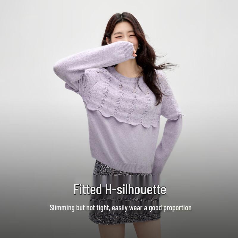 

Qiushui Yiren Elegant Hollow-Out Knit Pearl Top L