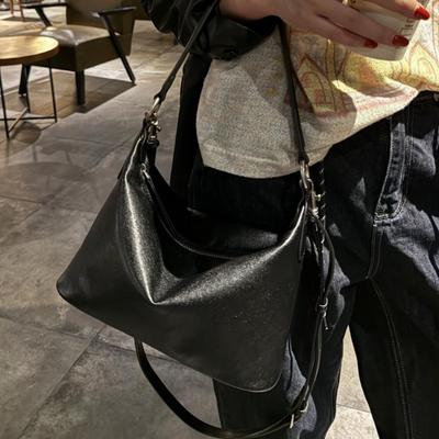 Retro Underarm Classic, Versatile Single-shoulder Crossbody Bag for Spring and Summer