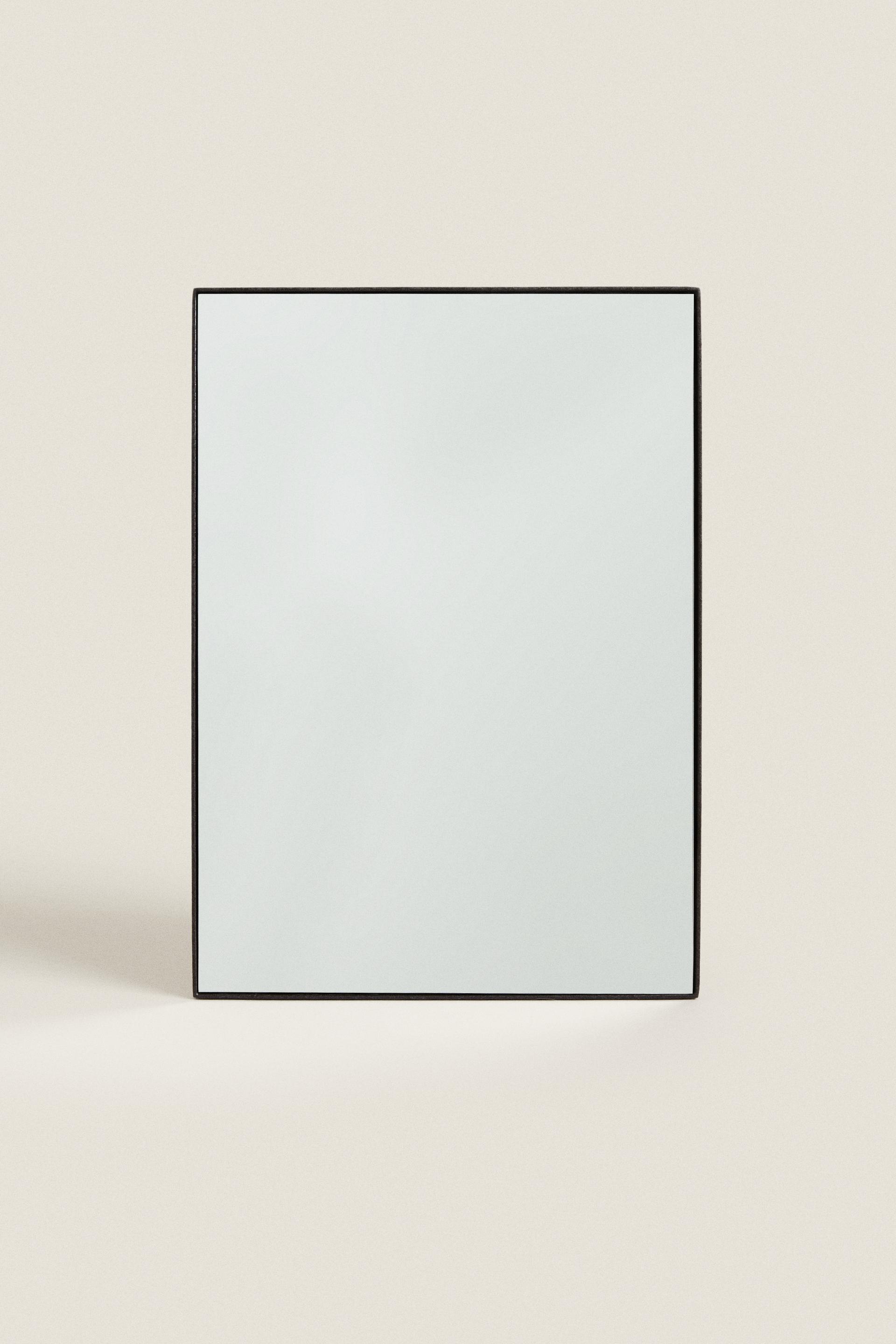 

ЗЕРКАЛО В МЕТАЛЛИЧЕСКОЙ РАМКЕ