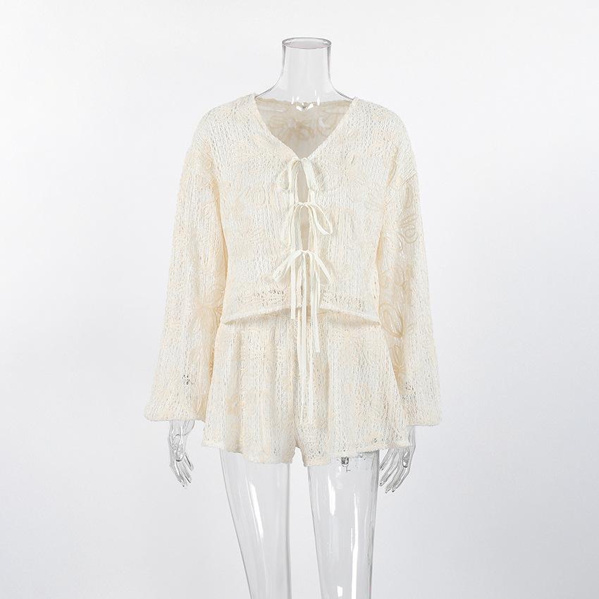 Autumn niche jacquard macaron color v-neck long-sleeved lace-up top and shorts two-piece fashion casual suit