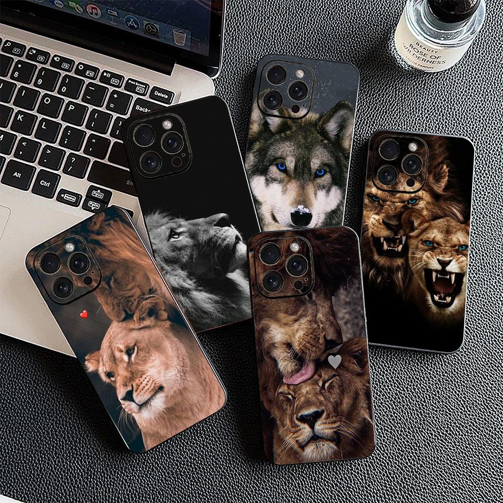 Casing for Motorola Moto G55 G45 G75 G85 G35 Edge 50 30 Fusion 40 NEO Ultra Pro Phone Cover Soft Case Lion Stalking Wolf Art