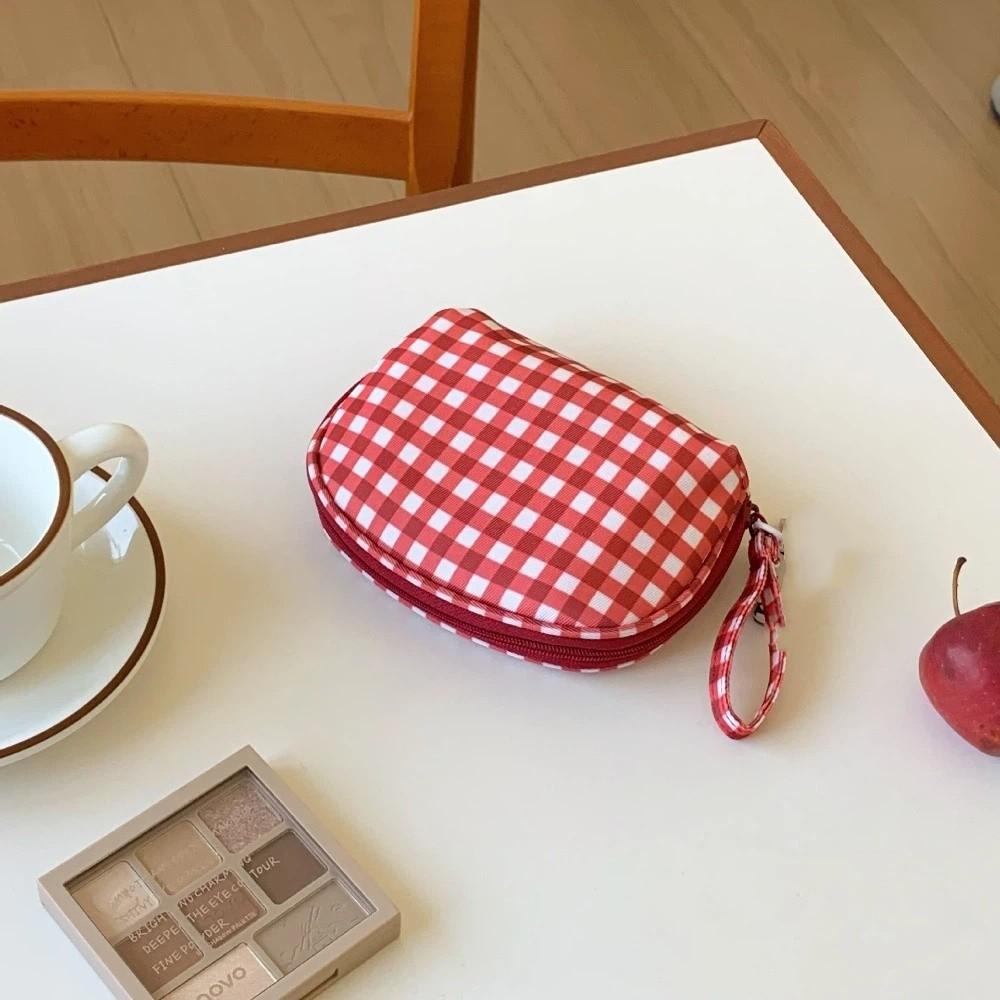 Waterproof Red Plaid Makeup Bag Multifunctional Toiletry Bag Simple Travel Storage Bag  Travel M(13*9*4 cm)
