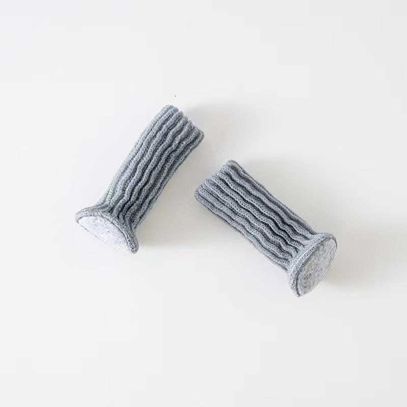 24-teilige rutschfeste Filz-Stuhl- und Tischbein-Schutz - Dicke, verschleißfeste Pads