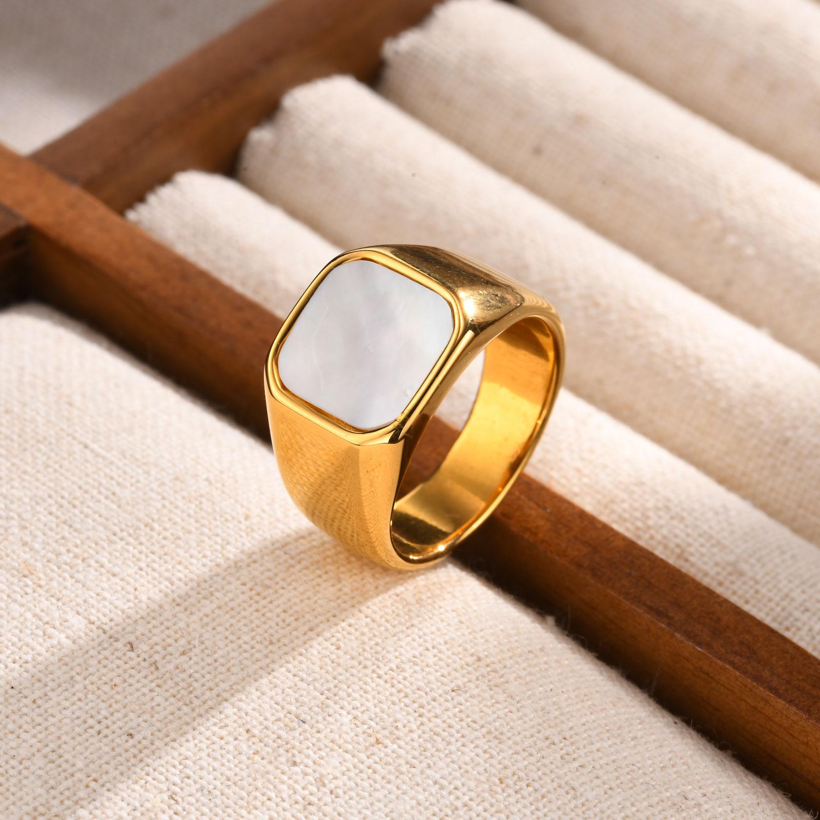 

Stainless Steel White Shell Rings Metal Glossy Signet Square Finger Punk Style Fashion Ring For Women 18K Gold Plated Jewelry 6
