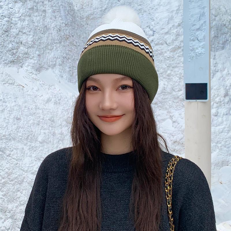 

New Autumn/Winter Women S Knitted Wool Hat With A Large Head Circumference A Relaxed Style Warm And Cold-Proof C
