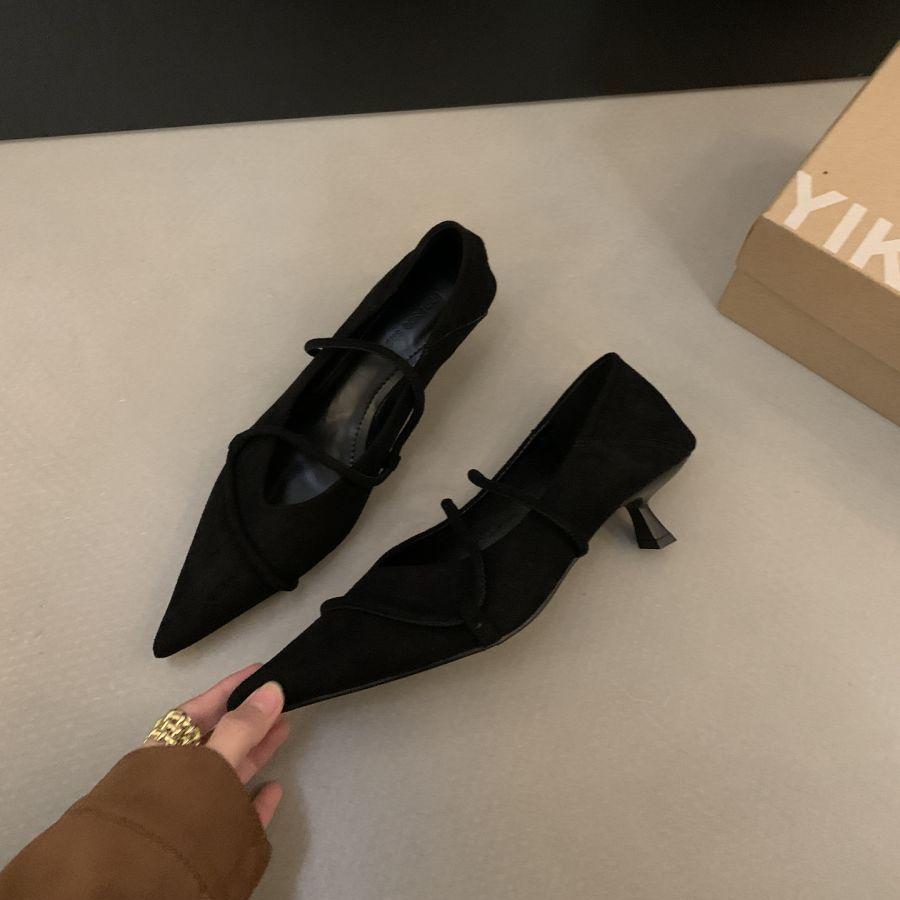Französische Retro-Wildleder spitze Zehen dünner Absatz Mary Jane Einzelne Schuhe Damen 2025 Frühling neue Pendler Kitten- und Abendschuhe