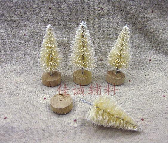 Mini Artificial Christmas Tree with Wooden Base Frosted Bottle Brush Design for Tabletop DIY Crafts Home Decor Christmas Gift