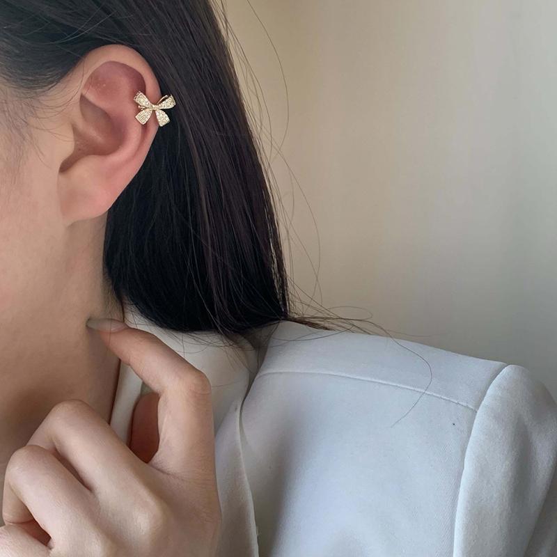 1Pc Shiny Rhinestone Bowknot Ear Clip Earrings for Women Exquisite Full Crystal Inlay Zircon Bow Non Piercing Ear Cuff Jewelry