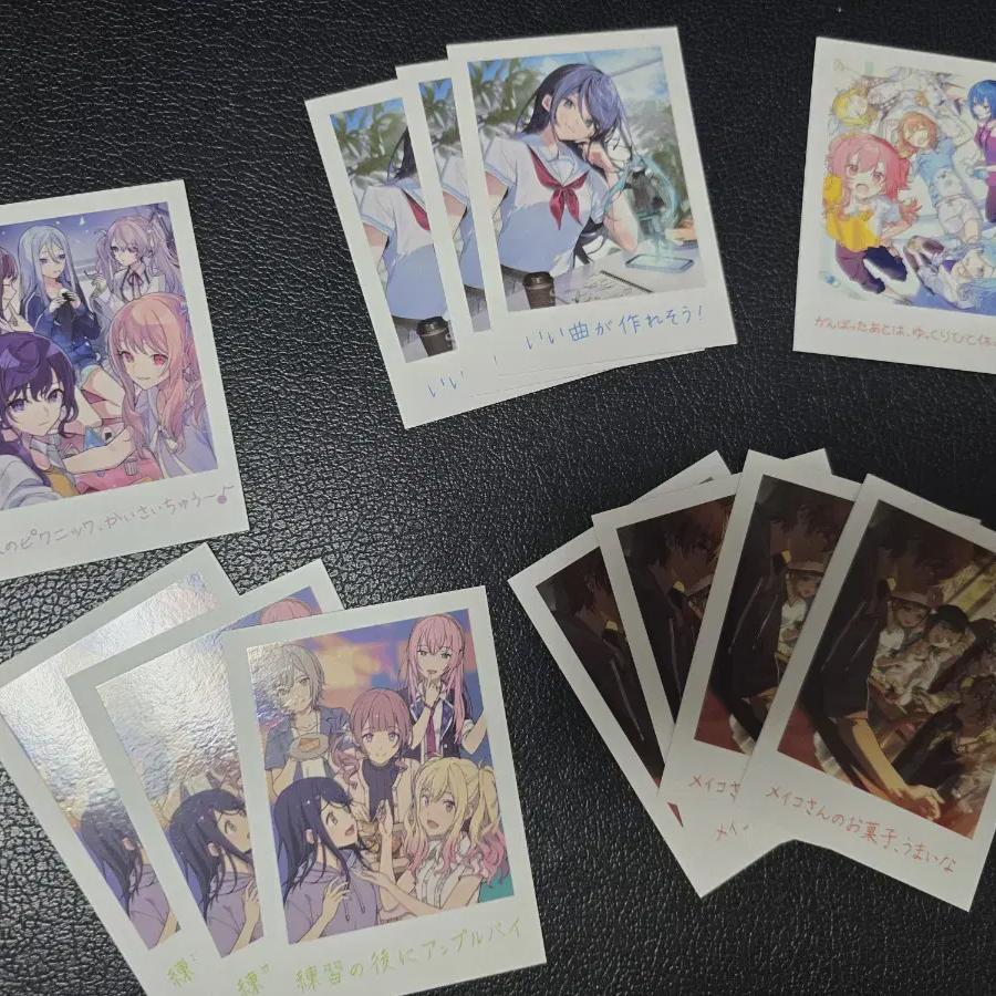 

Pseka Week Pre-order Benefit Memorable Polaroid