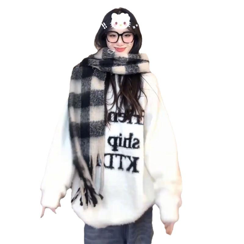Korean Style Women's Thick Jacquard Knit Pullover Sweater - Soft, Fluffy Round Neck for Winter