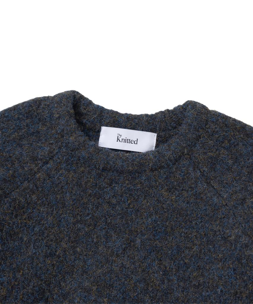 KNITTED (Unisex) Boucle Raglan Crop Round Knit Black