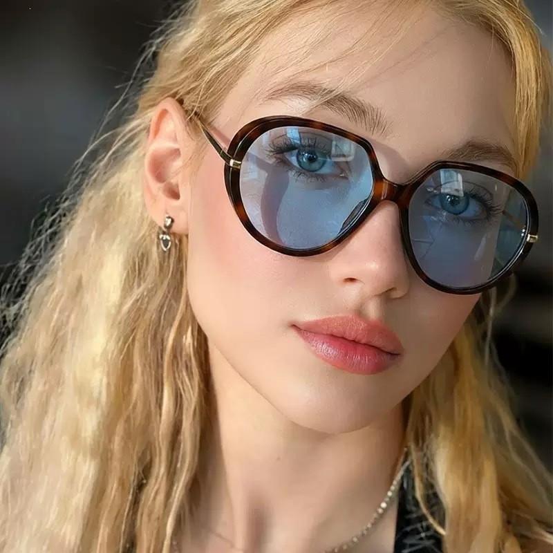 Retro Sunglasses For Women With Uv400 Protection And Pc Lenses For Fashion And Travel