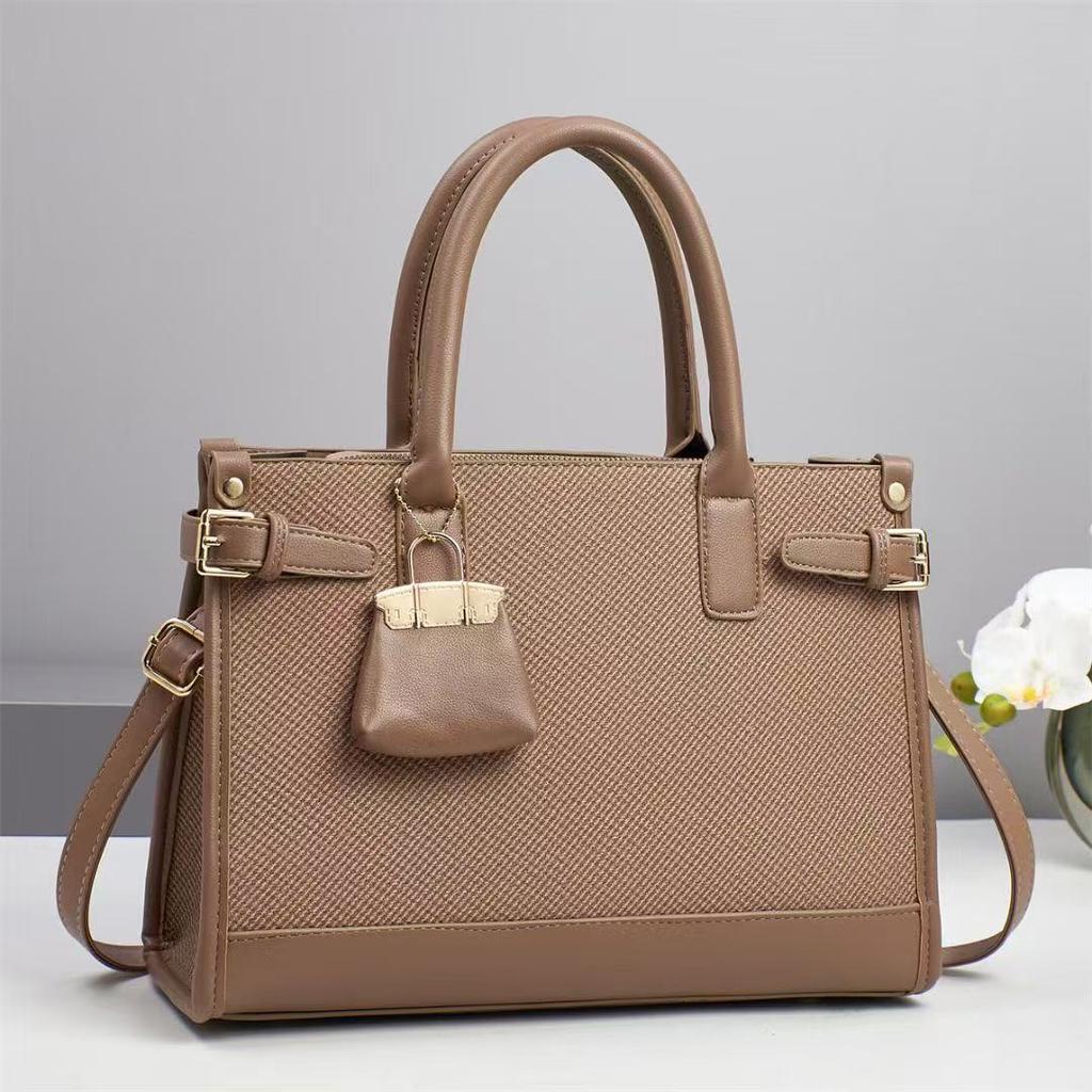 New Fashion Handbag Women's Large Capacity Atmospheric Middle-aged Mom Bag Women's Crossbody Bag Commute