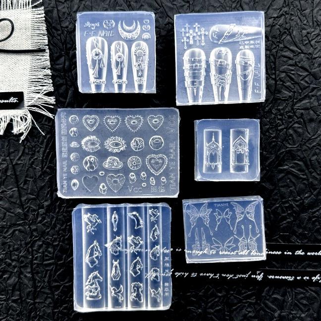 Retro Horse & Butterfly Embossed Silicone Mold for DIY Nail Art