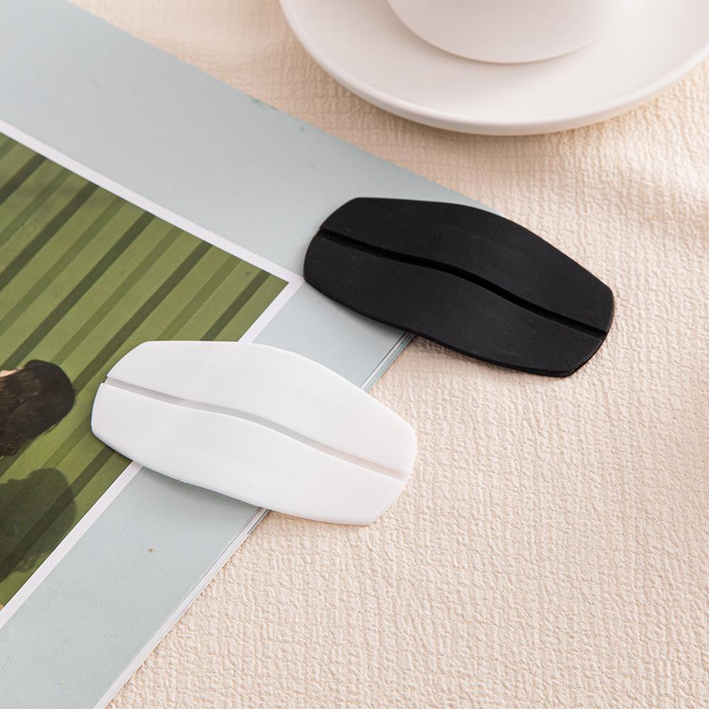 Antislip schouderpads van siliconen: Voorkomt afglijden van bandjes, Drukverlagend, Onzichtbaar ondergoedaccessoire.