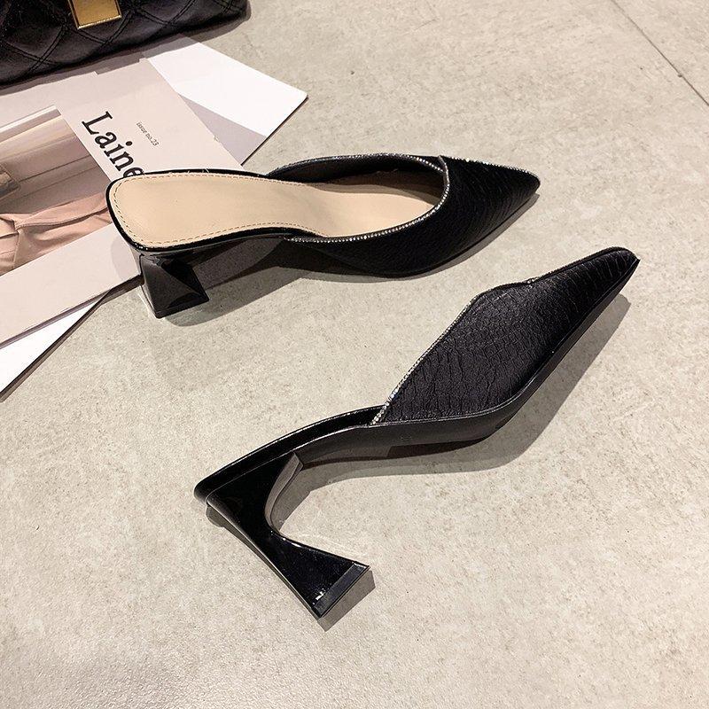 

Baotou Half Slippers Women s Outdoor Wear 2026 Summer New Style Fairy Feng Shui Diamond Pointed Thick Heels Cool Slippers 40 чорний